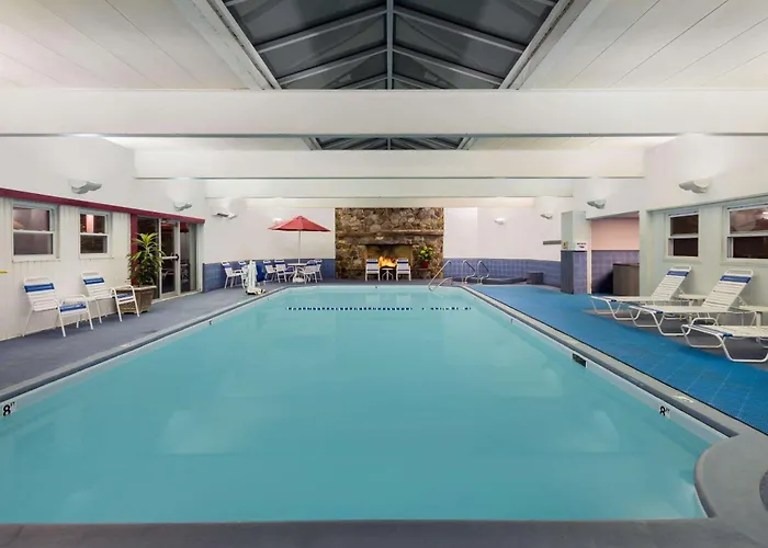 Ramada Plaza By Wyndham Portland